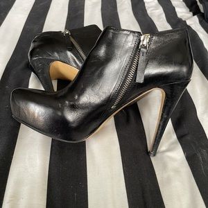 Nine West Ankle Boots NW7RAIGER in Black Leather